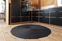 Pyöreä sisalmatto, ELSE